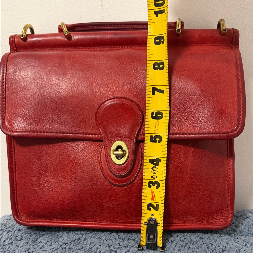 Vintage Coach Willis In Red! - Picture 11 of 11